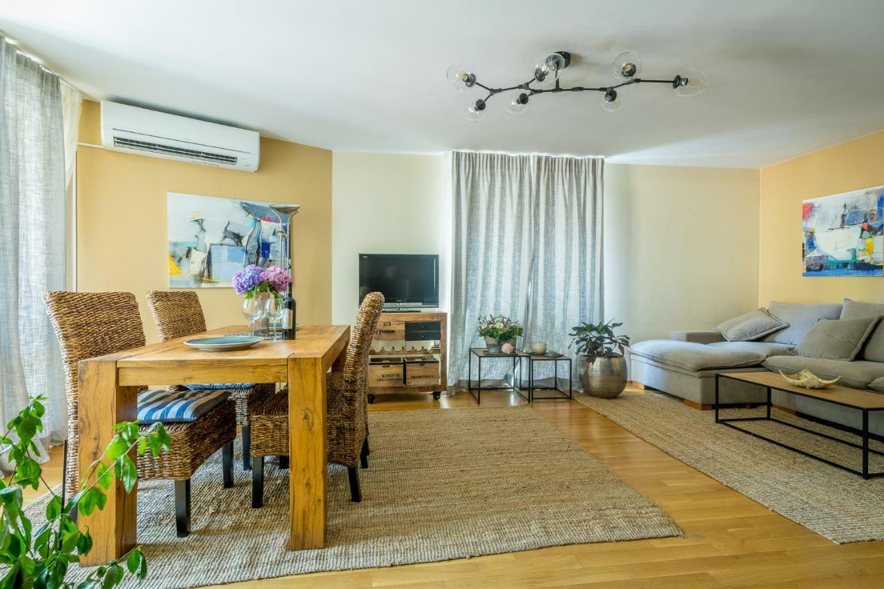 Este Apart 5 - Top Center Sofia